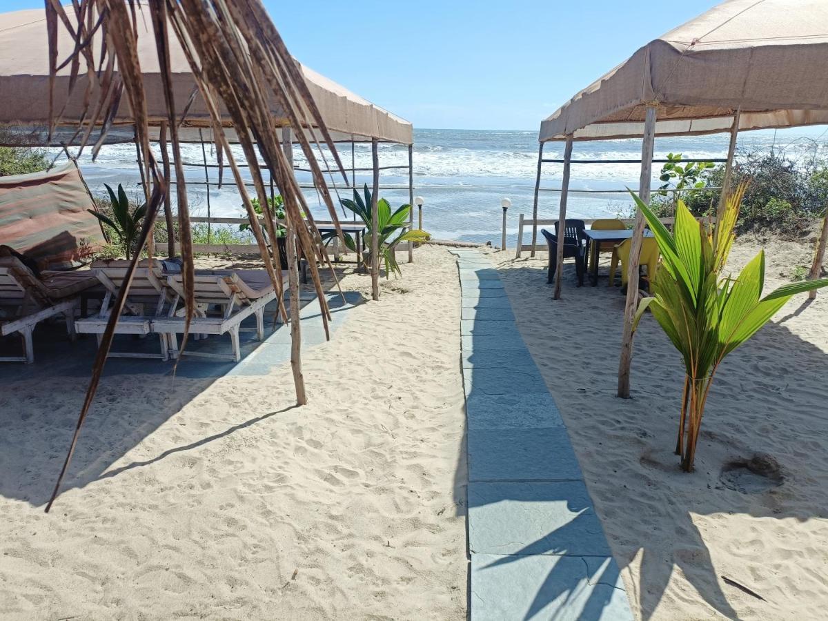 ארמבול Shantaram Beach Huts מראה חיצוני תמונה